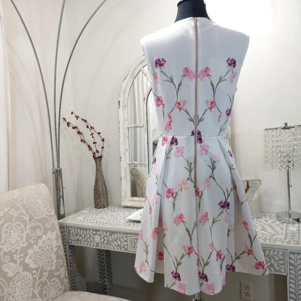 🍒NWT🍒 TED BAKER SKETCHED FLORAL DRESS - Picture 7 of 12